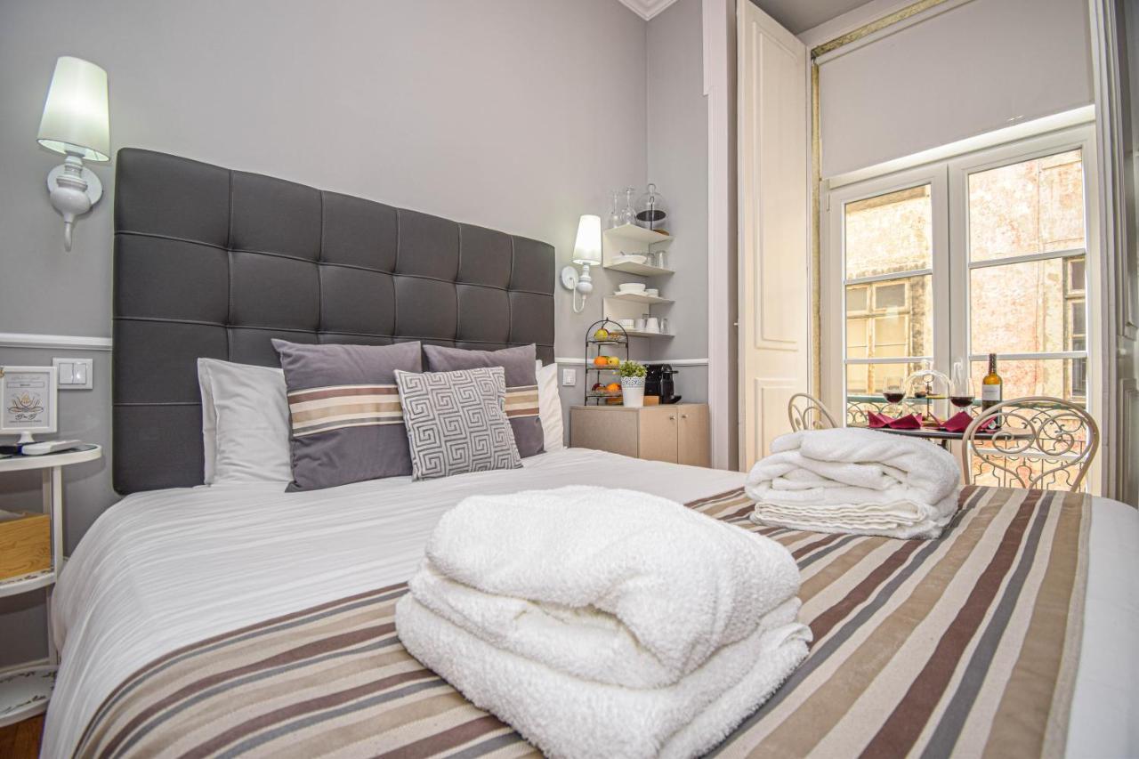 บี อินบี ลิสบอน ดาวน์ทาวน์ สวีท Bed & Breakfast ภายนอก รูปภาพ