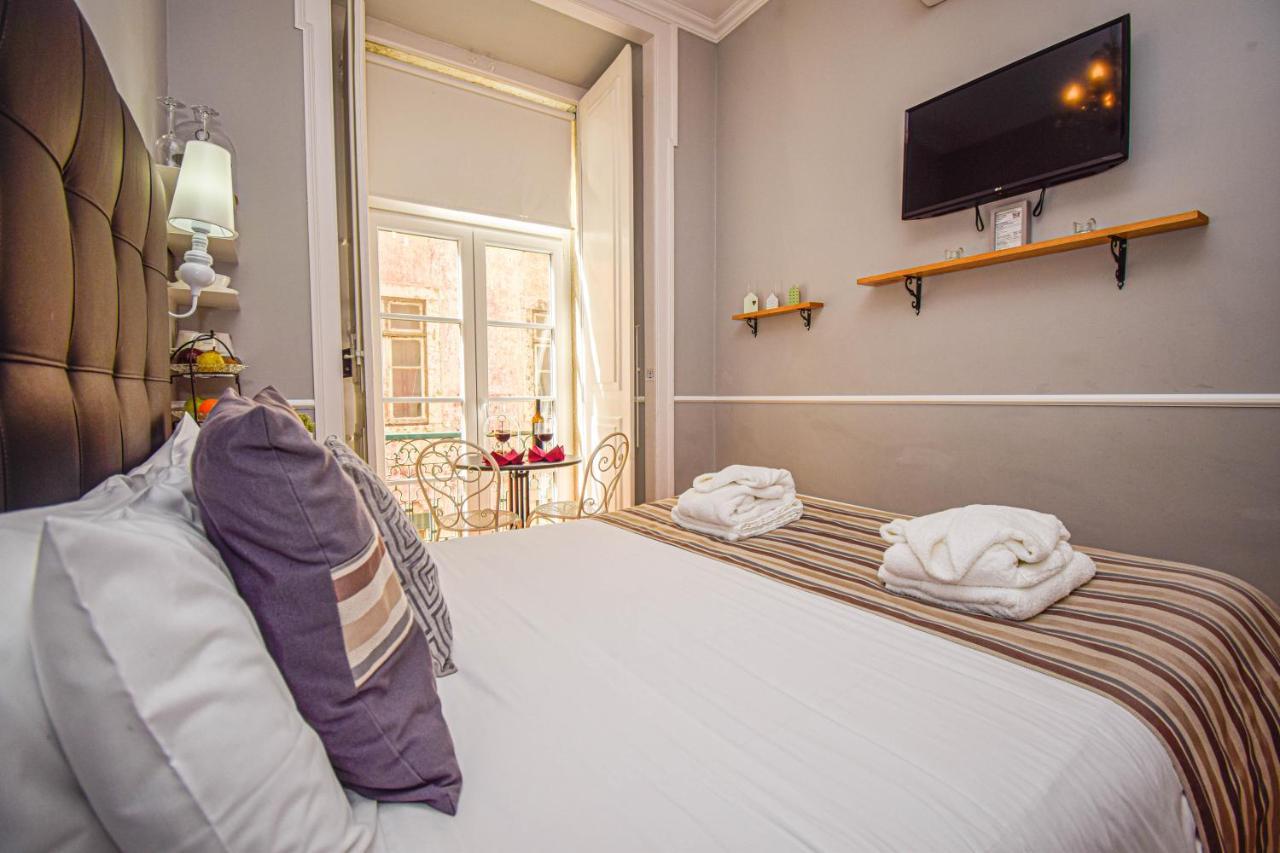 บี อินบี ลิสบอน ดาวน์ทาวน์ สวีท Bed & Breakfast ภายนอก รูปภาพ